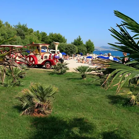 Happy Camp Mobile Homes In Amadria Park Camping Campsite Sibenik
